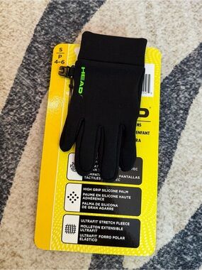 HEAD brand kids' touchscreen gloves NWT small 4-6